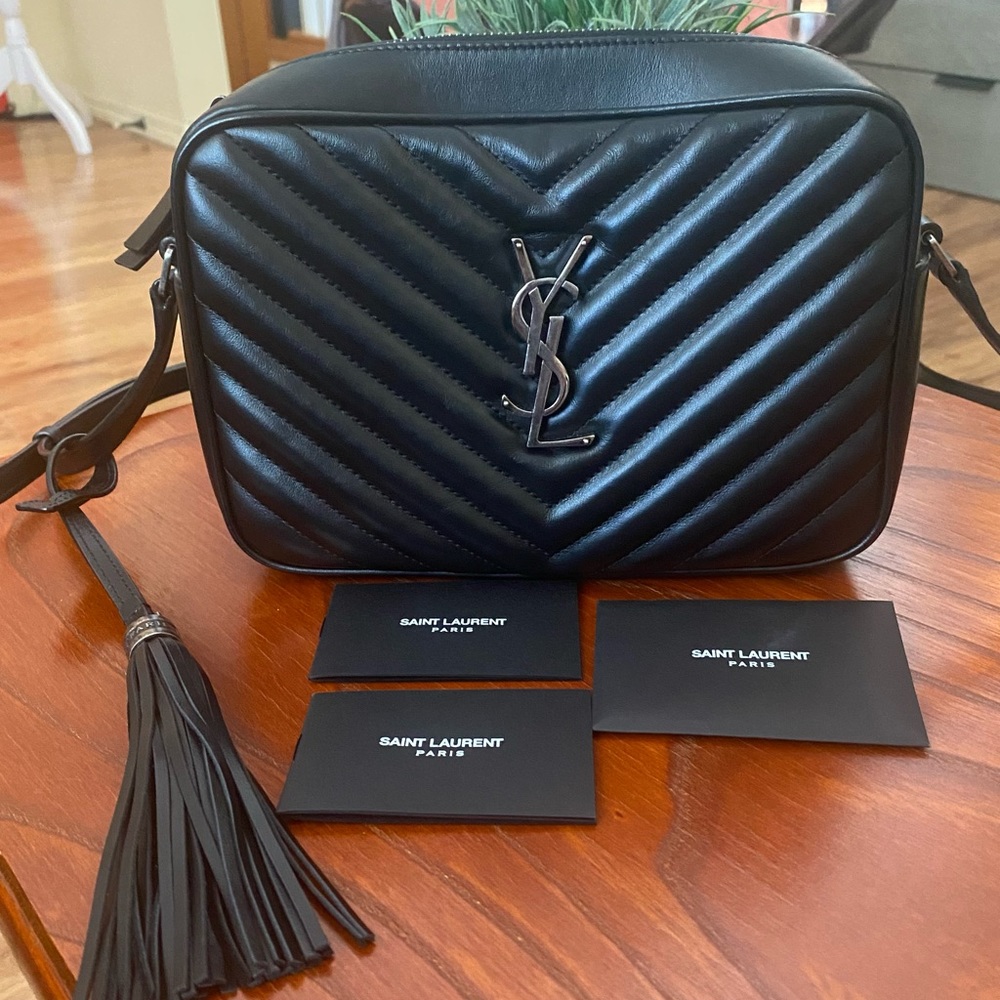 Lou Matelassé Calfskin Leather 
Camera Bag